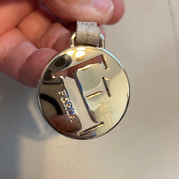 Furla Elegant White Shoulder Bag - Picture 4 of 13